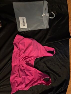 New fellingirl Hot Pink Wireless Bra size 3x